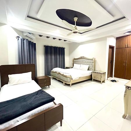 Luxury Apartment Rentals Islamabad Exteriör bild