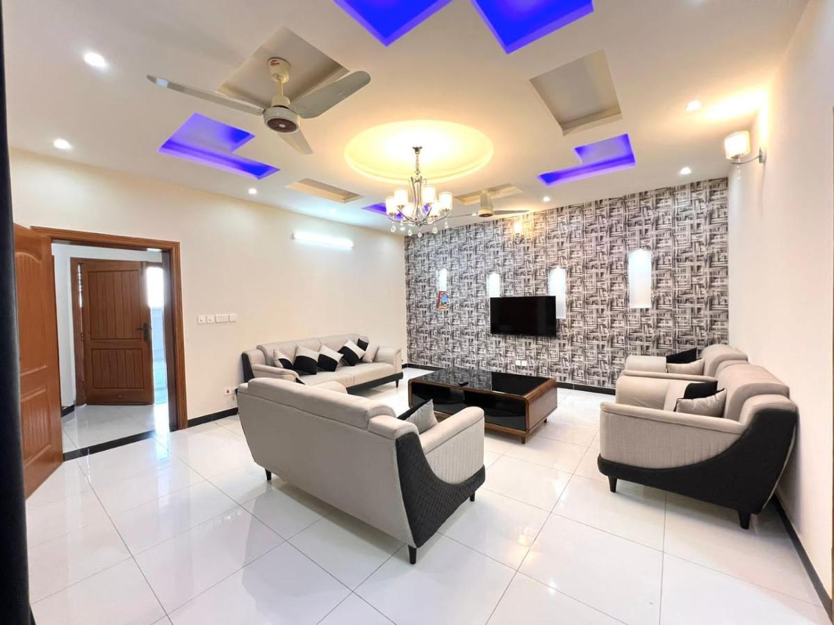 Luxury Apartment Rentals Islamabad Exteriör bild
