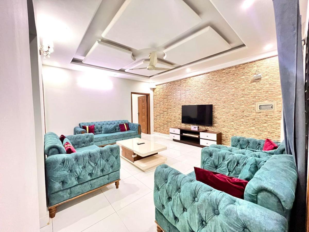 Luxury Apartment Rentals Islamabad Exteriör bild
