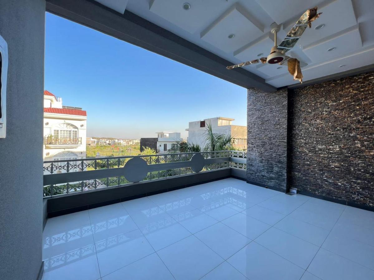 Luxury Apartment Rentals Islamabad Exteriör bild