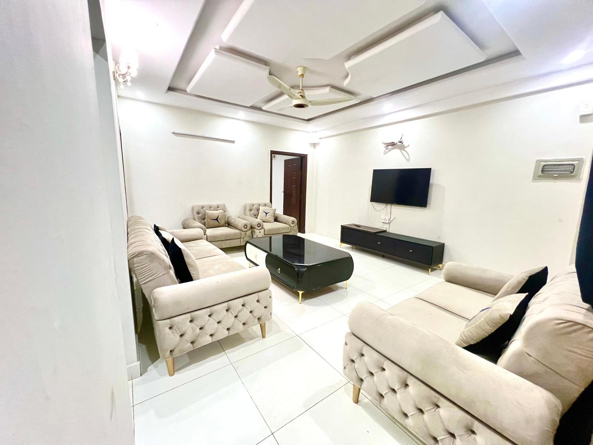 Luxury Apartment Rentals Islamabad Exteriör bild