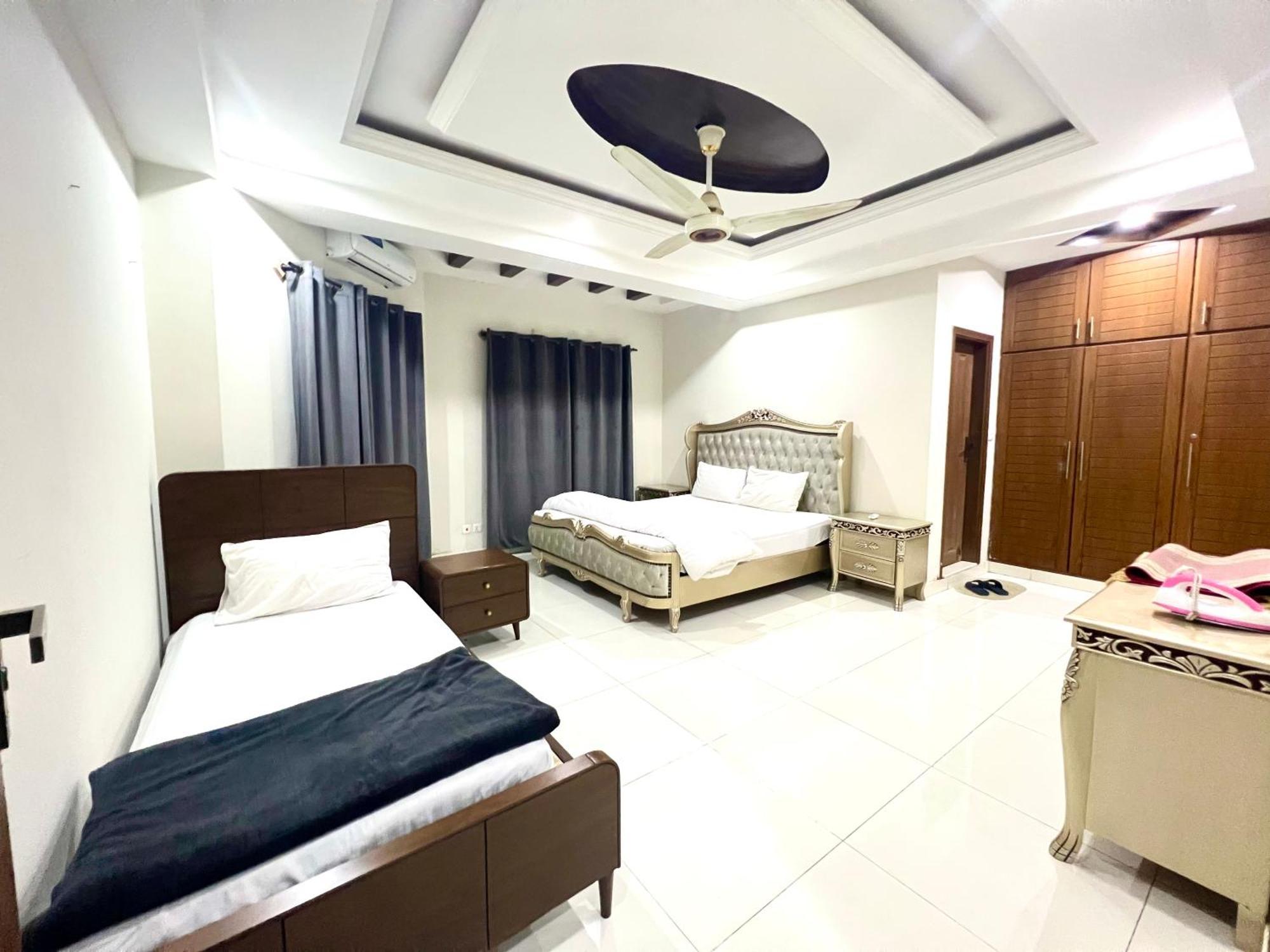 Luxury Apartment Rentals Islamabad Exteriör bild